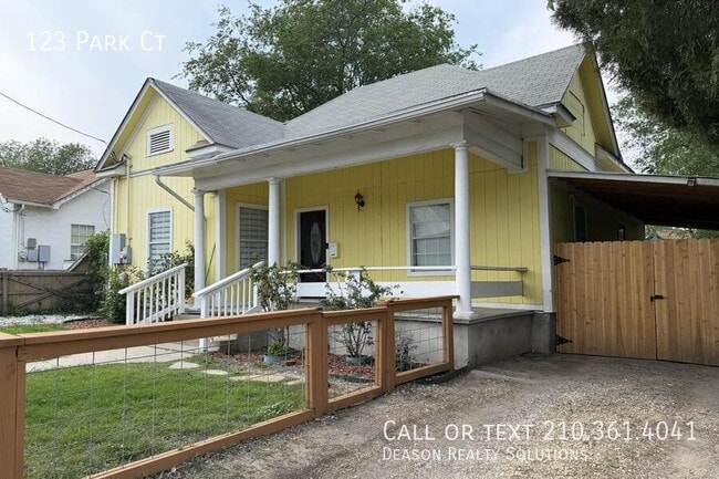 Foto del edificio - 123 Park Ct