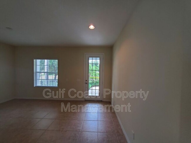 Building Photo - 11722 Forest Park Cir