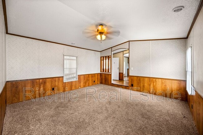 Building Photo - 21459 Highway 167