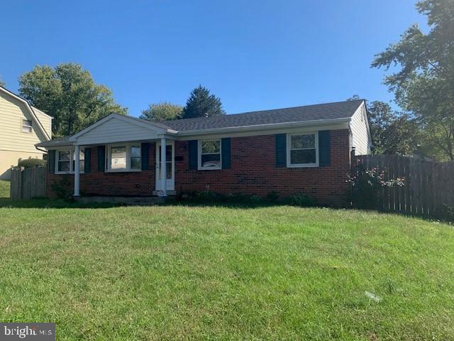 Foto del edificio - 13317 Hillendale Dr