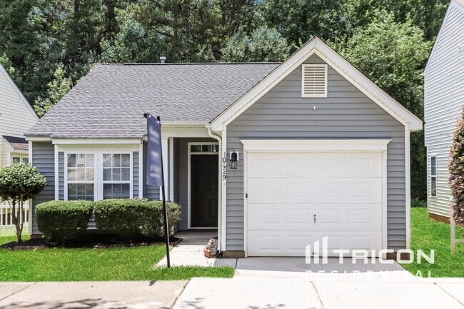 Building Photo - 10429 Hugue Way