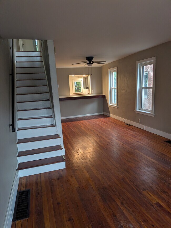 Foto del edificio - 19 Wynnewood Avenue