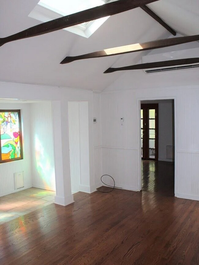 Foto del edificio - Charming 3 Bed, 2 Bath Single Story Home w...