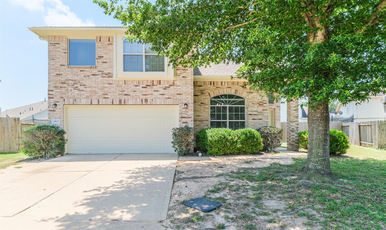 Foto principal - 19607 Tully Meadows Ct