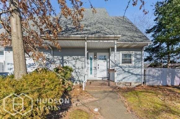 Foto del edificio - NOW AVAILABLE! 200 Gando Dr, New Haven, CT...