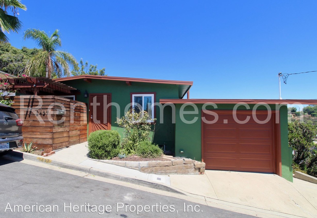 Foto principal - 3 br, 1 bath House - 2437 Laurie Lane