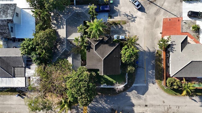 Foto del edificio - 18499 NW 52nd Path
