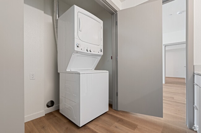 The Grandview - Washer and Dryer - Kinect at Southport