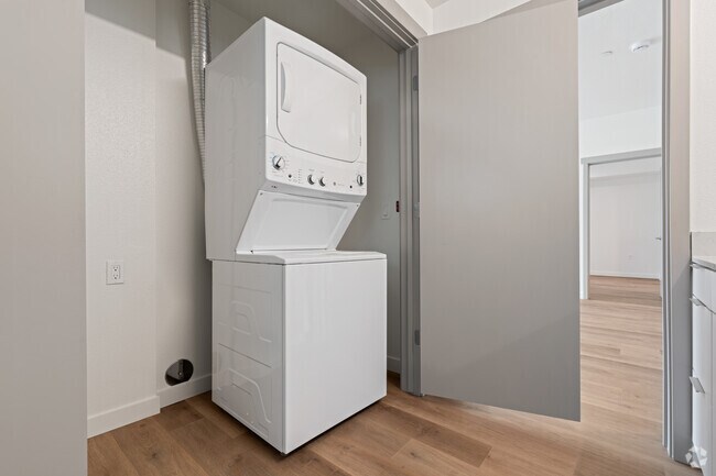 The Grandview - Washer and Dryer - Kinect at Southport