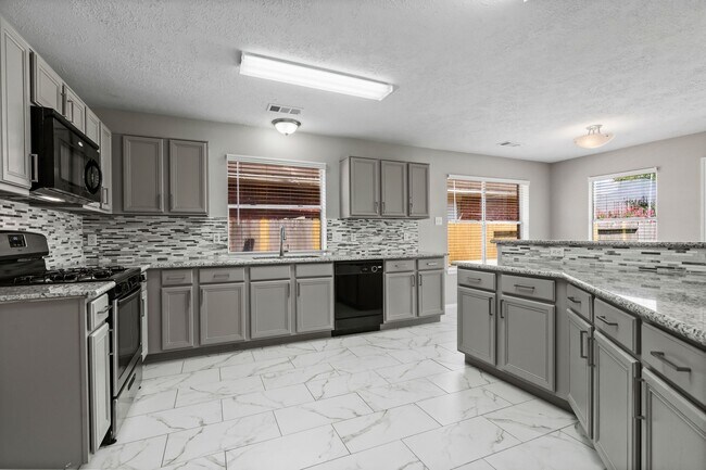 Foto del edificio - 20418 Cherry Haven Cir