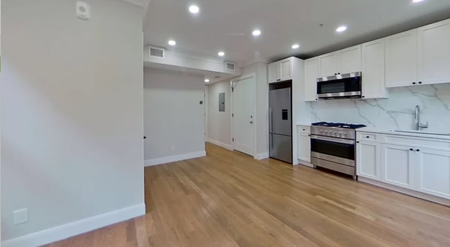 Building Photo - 14 Lopez Ave