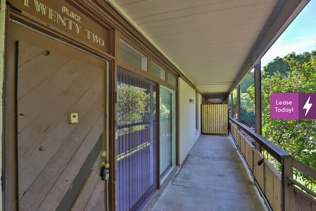 Foto del edificio - 1101 E Bethany Home Rd