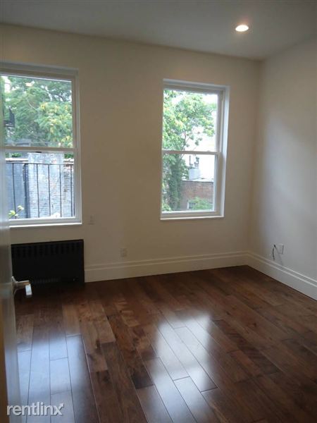 Building Photo - 235 Bleecker St