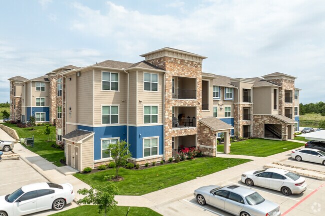 Foto del edificio - Cross Timbers Apartments
