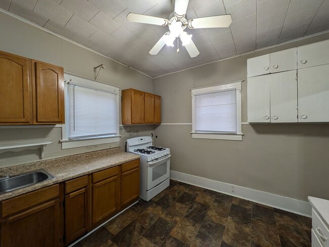 Foto del edificio - 1819 10th St