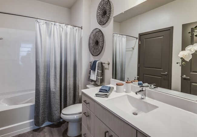 Building Photo - 3970 Vitruvian Way