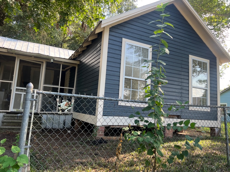 Primary Photo - 526 10th Ave