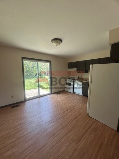 Foto del edificio - 5796 Creekview Ct W