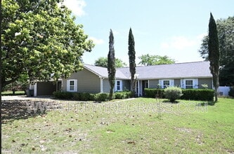 Building Photo - 267 Barbara Dr