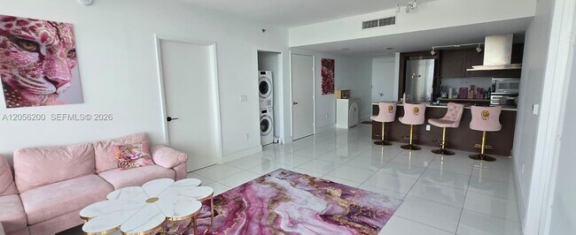 Foto del edificio - 495 Brickell Ave