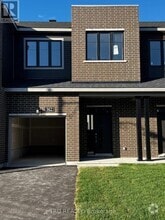 Building Photo - 962 Eileen Vollick Cres