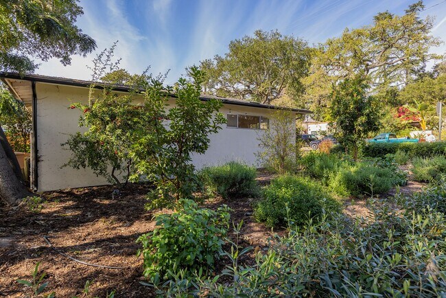 Foto del edificio - Downtown cottage