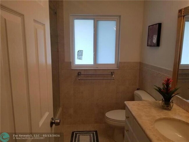 Foto del edificio - 9500 NW 37th Ct