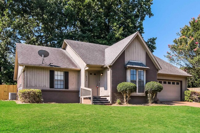 Building Photo - 8059 Kerry Dr