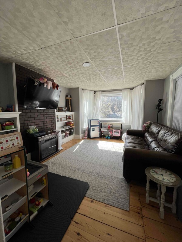 Foto del edificio - 404-406-406 N State St