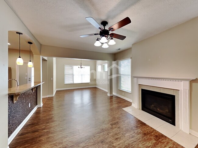 Building Photo - 4680 Grand Strand Dr