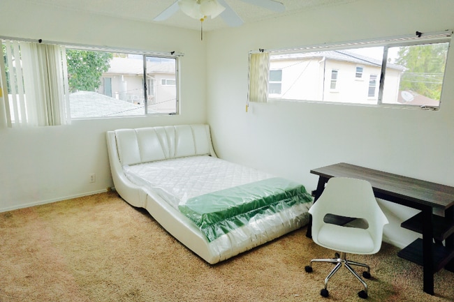 Photo - 1441 Yale St (Santa Monica, CA) Apartment