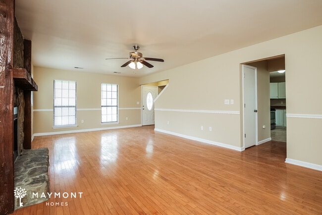 Building Photo - 115 Train Dr