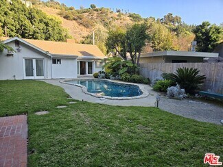 Building Photo - 1481 Benedict Canyon Dr