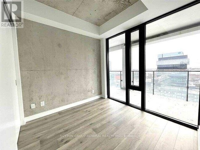 Building Photo - 55 Ontario St