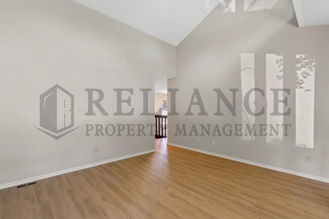 Foto del edificio - 10919 W Nantucket St