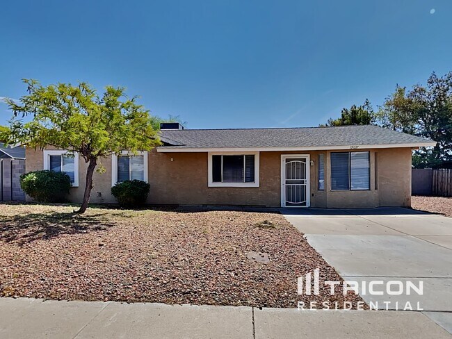Foto del edificio - 19037 N 2nd Avenue Phoenix AZ