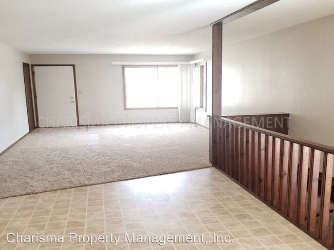 Building Photo - 2 br, 1 bath House - 3505 S Marion Road