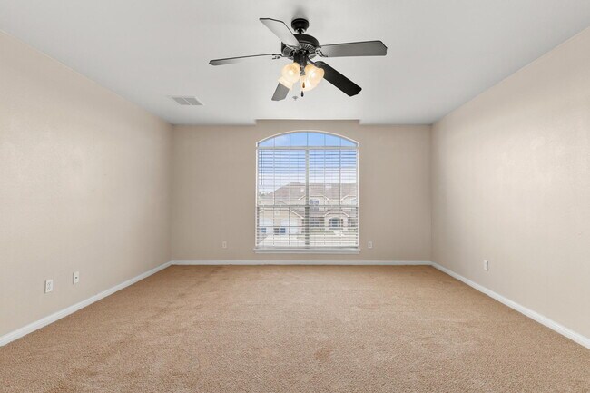 Foto del edificio - 3119 Douglas Fir Dr