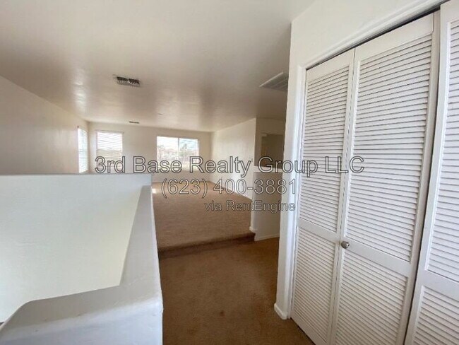 Foto del edificio - 118 N 224th Ln