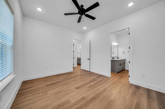 Foto del edificio - 1601 Mustang Dr