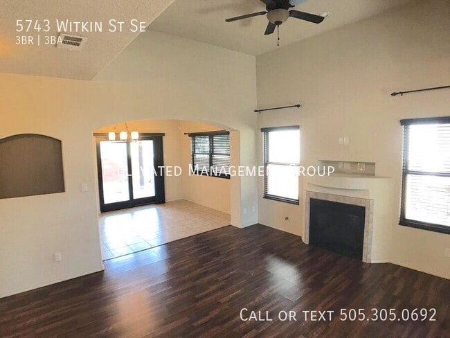 Foto del edificio - 5743 Witkin St SE