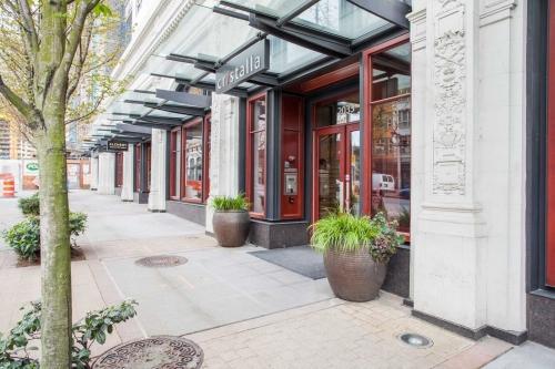 Building Photo - 1 bedroom in Seattle WA 98121