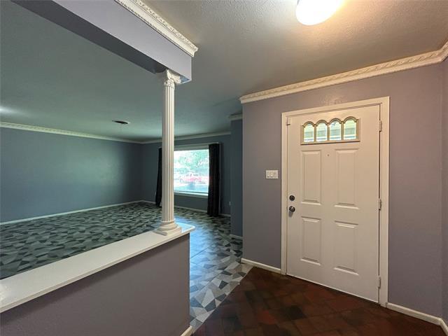 Building Photo - 213 Victorian Dr