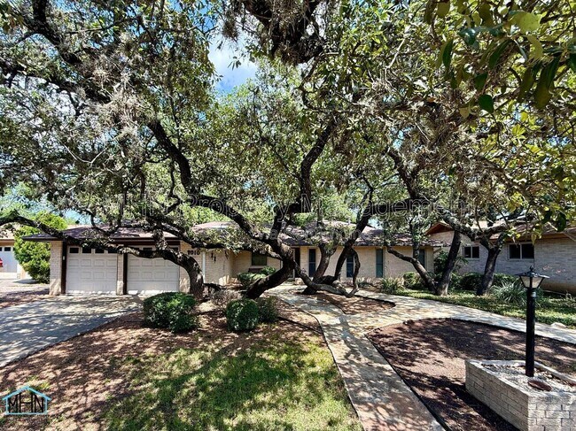 Foto del edificio - 7010 Forest Way St