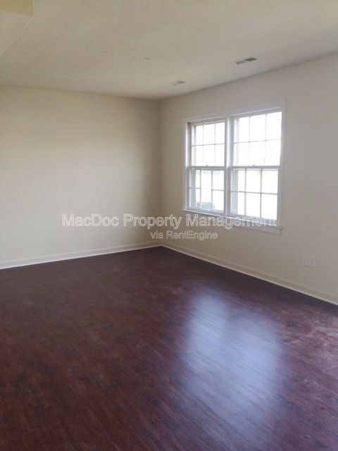 Foto del edificio - 328 Brock Square