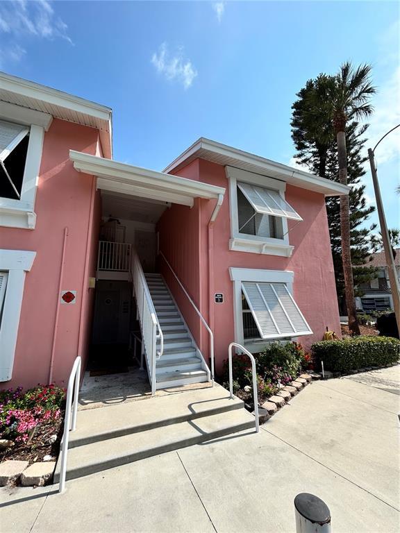 Foto principal - 4225 38th Ave S