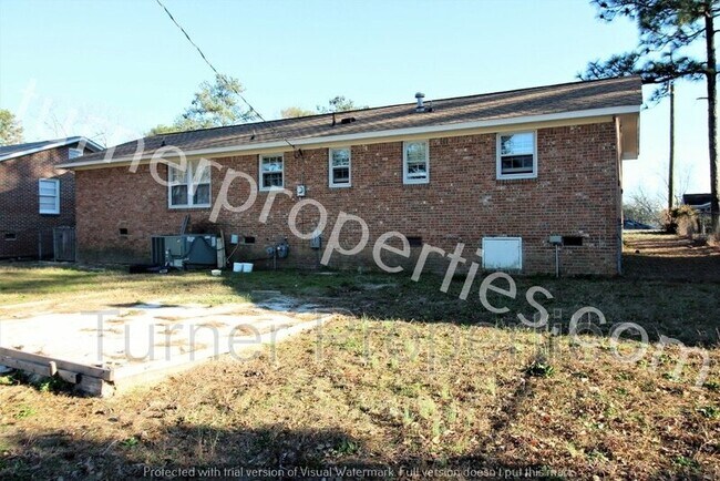 Building Photo - 1217 Faraway Dr