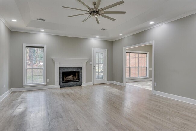 Building Photo - 4604 Brittany Dr