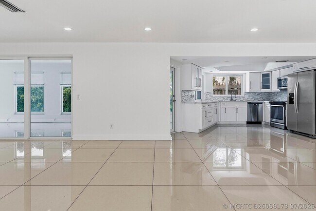 Foto del edificio - 2910 NE 40th Ct