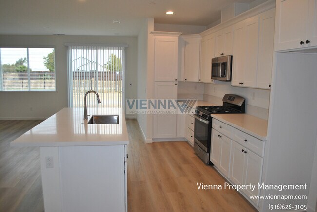 Building Photo - 513 Fox Hunt Wy